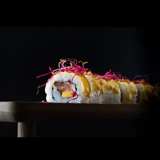 Sweet Mango roll