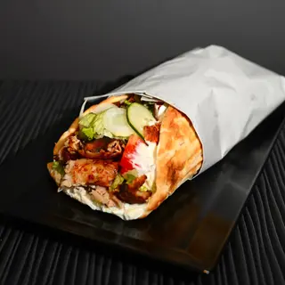 Gyros Pita sa svinjskim mesom