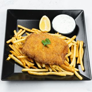 Pileći bečki s prženim krumpirićima