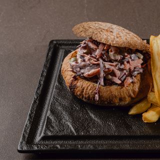 Pulled pork u lepinji