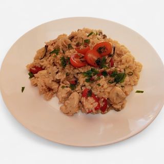 Riža s povrćem i piletinom