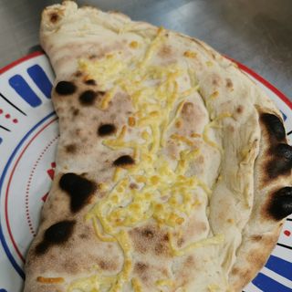 Kebab calzone piletina