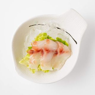 Sashimi suzuki 3 komada