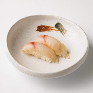Nigiri suzuki 2 komada