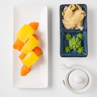 Nigiri sake mango x4 komada