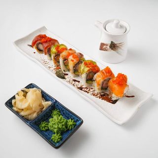 Niji maki Rainbow roll