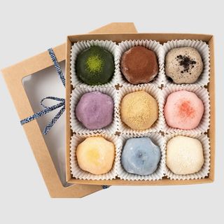 9-Pcs Deluxe Mochi Gift Box — Choose Any 9 Popust