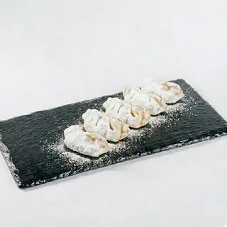 Apple gyoza