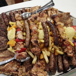 Mesna plata za 2 osobe