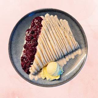 Palačinka šumsko voće