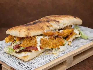 Crunchy chicken sandwich