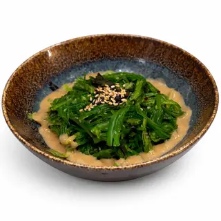 Wakame s orašastim umakom