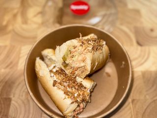 Crazy Chicken Spudwich + piće GRATIS