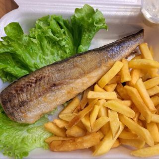 Oslić + pommesfrites