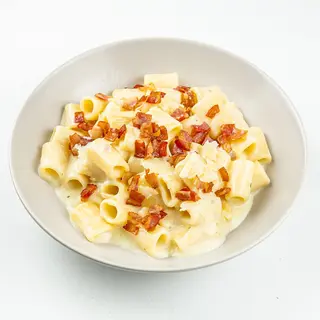 Carbonara rigatoni + Lemonade