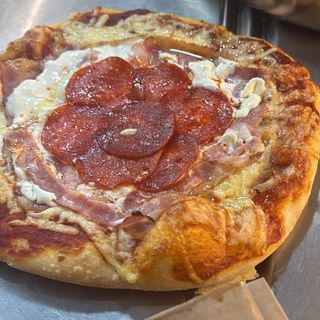 Pizza DAFINA