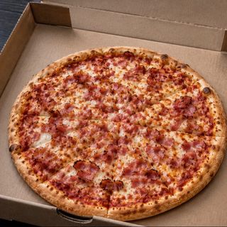 Mega pizza špek