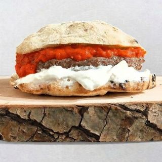 Lepinja ajvar burger