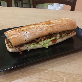 Goveđa Birria Torta