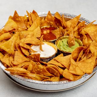 XXL nachos snack con 3 salsa