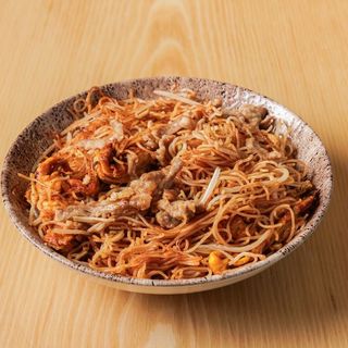 Spaghettini di riso saltati con carne