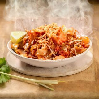 Tagliatelle di riso alla pad thai.