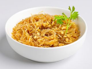 Spaghetti di Soia con Carne Piccante