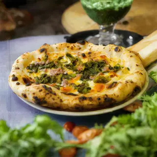 Caciocavallo, salsiccia