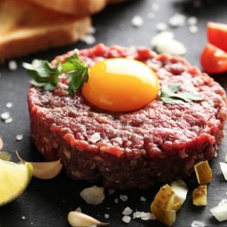 La battuta di manzo al coltello