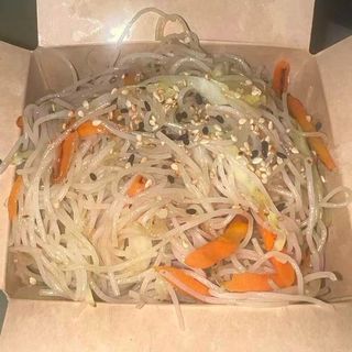 21 -Spaghetti di riso saltati con verdure