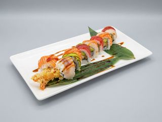Uramaki rainbow speciale roll