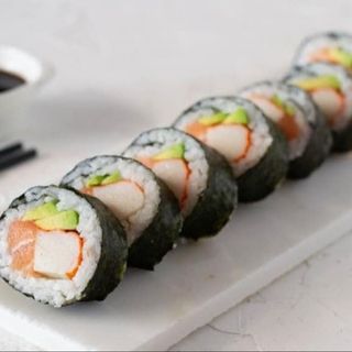 Futomaki Salmon Speciale
