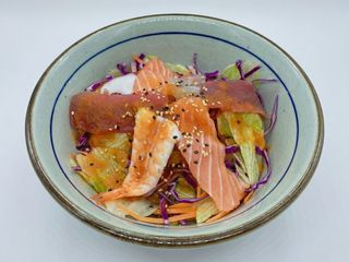 Sashimi salad