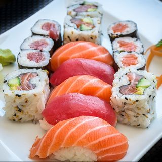 Sushi base