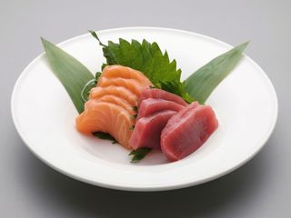 Sashimi sake e maguro