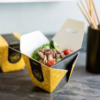 CREA IL TUO WOK IN 4 STEPS