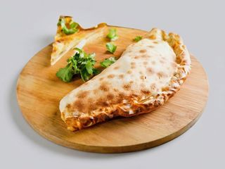 Calzone Ferrari