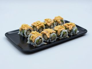 Pollo Fritto Avocado Roll - 10 pezzi