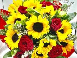 Bouquet rose e girasoli