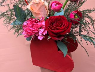 Cuore con composizione