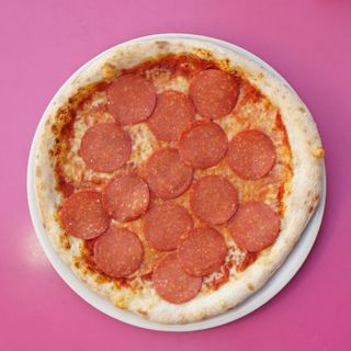 Pizza salame piccante 