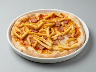 Pizza wurstel patatine