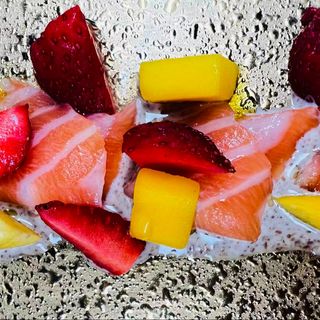 32. Carpaccio di salmone Fruit