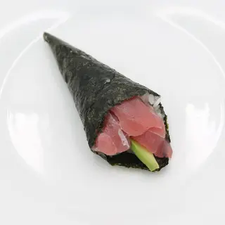 215. Temaki maguro