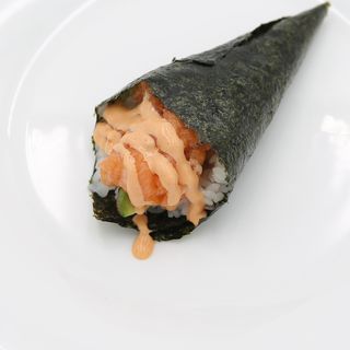 218. Temaki spicy salmon