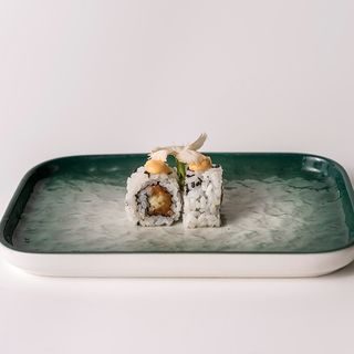 112. Spicy salmone roll