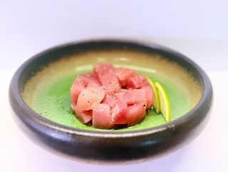 34. Tartare tonno