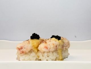 55. Nigiri gamberi