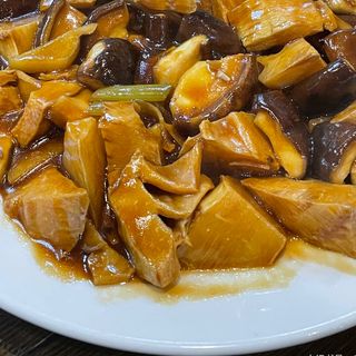 104a. Funghi e bambù cinesi salati