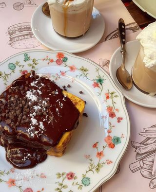 French toasts chocolate chips